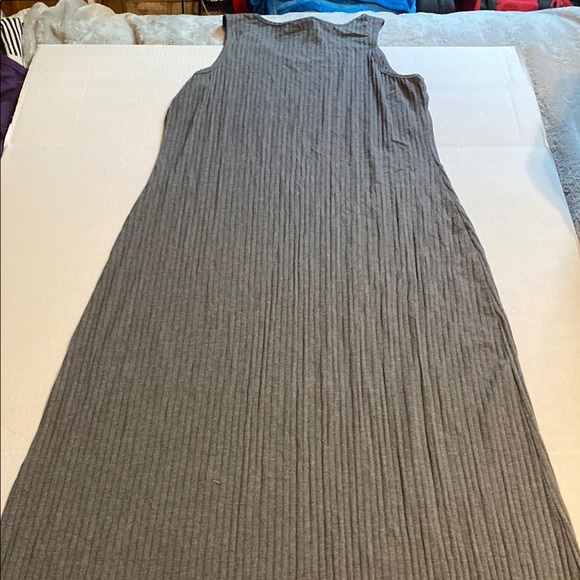 LuLaRoe Gray Ribbed Maxi Sundress - Picture 2 of 3
